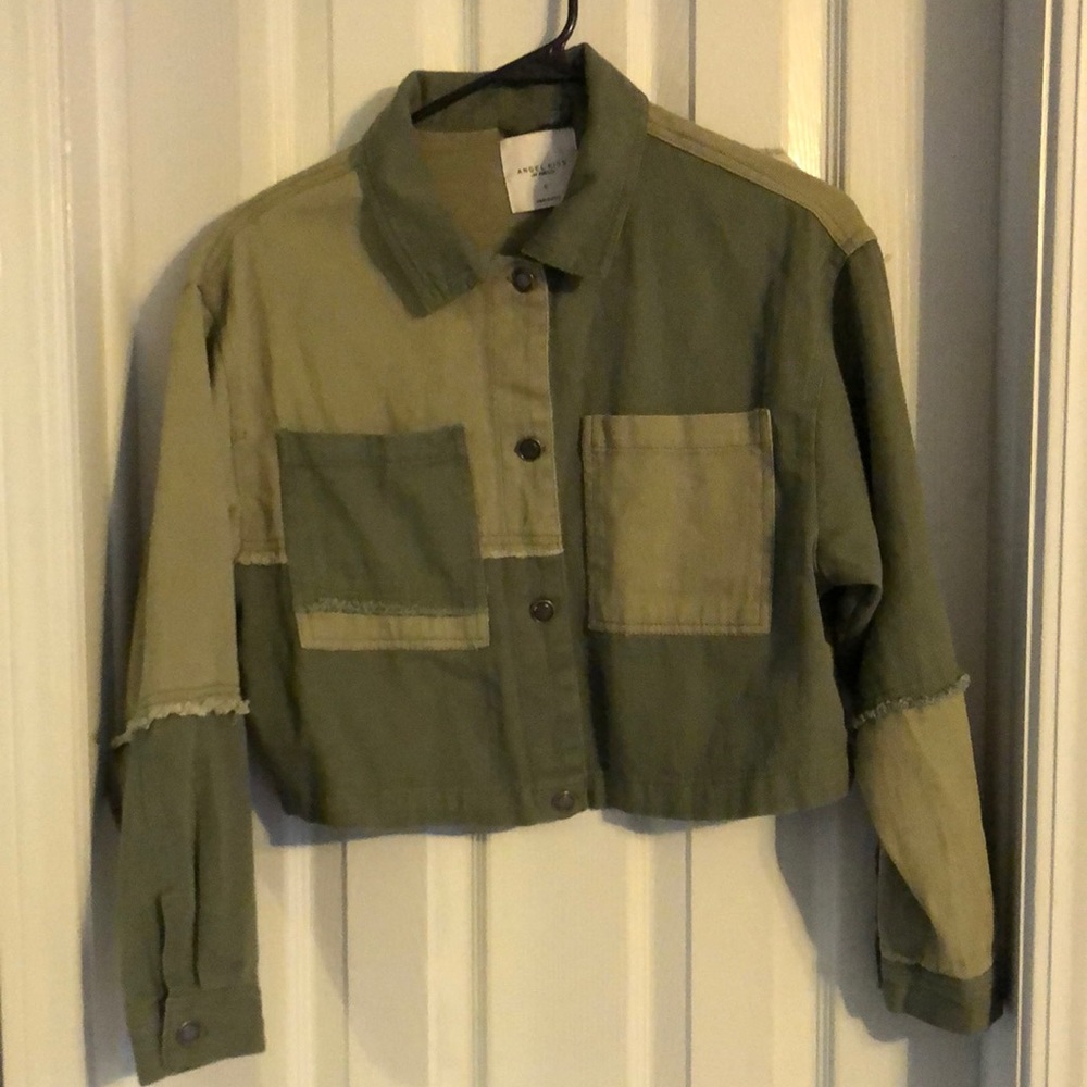 Angel Kiss Los Angeles Cropped Denim Utility Jacket in Color-Block Green Small